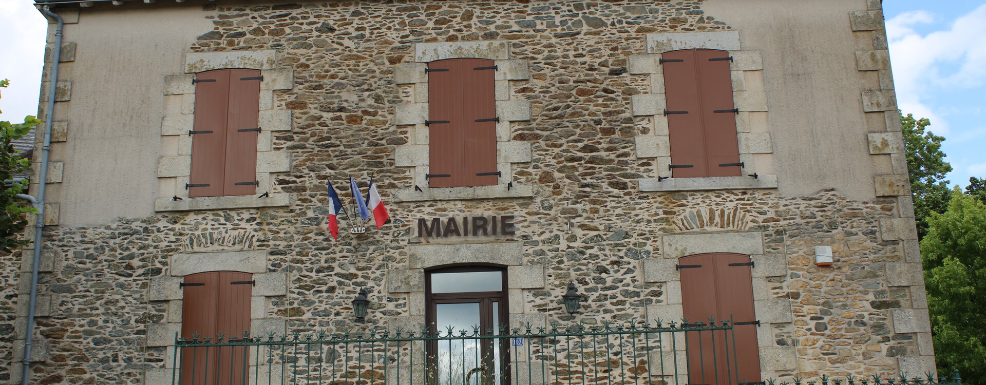 Pour contacter la mairie de St-Bonnet-Briance